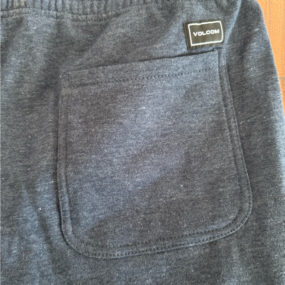 Volcom Navy Sweat Shortsp - Picture 5 of 6